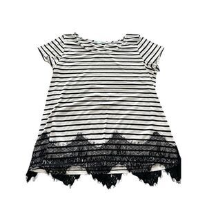 Maurices classic tee size L